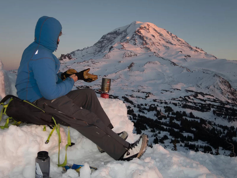 Stay Safe While Skiing: Lessons from Mount Rainier Tragedy